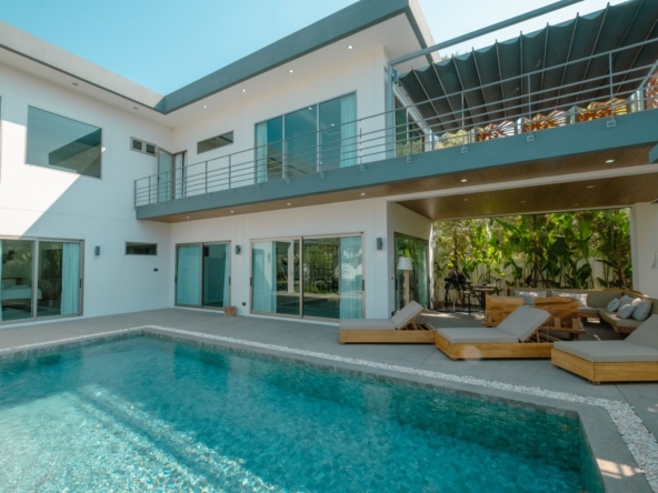 Stunning Outdoor Entertainment Area and Garden-TNP-D1196
