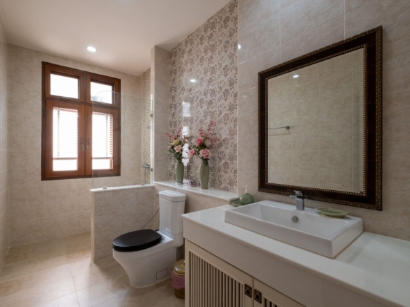 Exquisite Chiang Mai Residence: A Blend of Luxury and Comfort-TNP-D1200