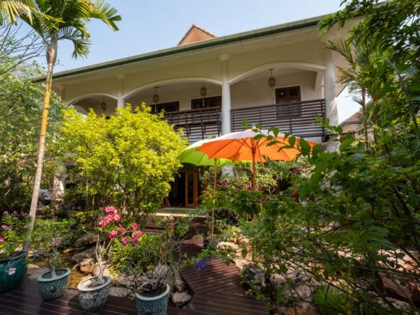 Exquisite Chiang Mai Residence: A Blend of Luxury and Comfort-TNP-D1200