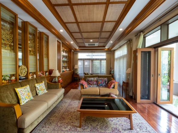 Exquisite Chiang Mai Residence: A Blend of Luxury and Comfort-TNP-D1200