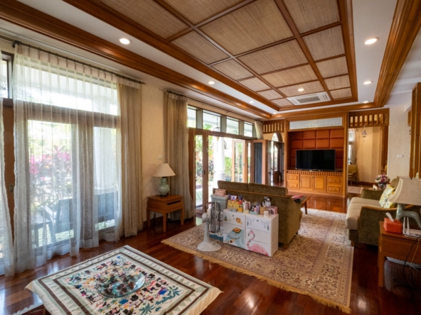 Exquisite Chiang Mai Residence: A Blend of Luxury and Comfort-TNP-D1200