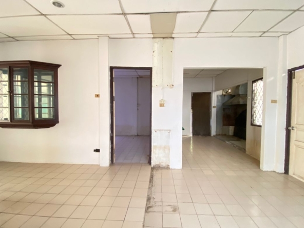 A house for rent for commercial space in Muang Chiang Mai-P-PCCR1140