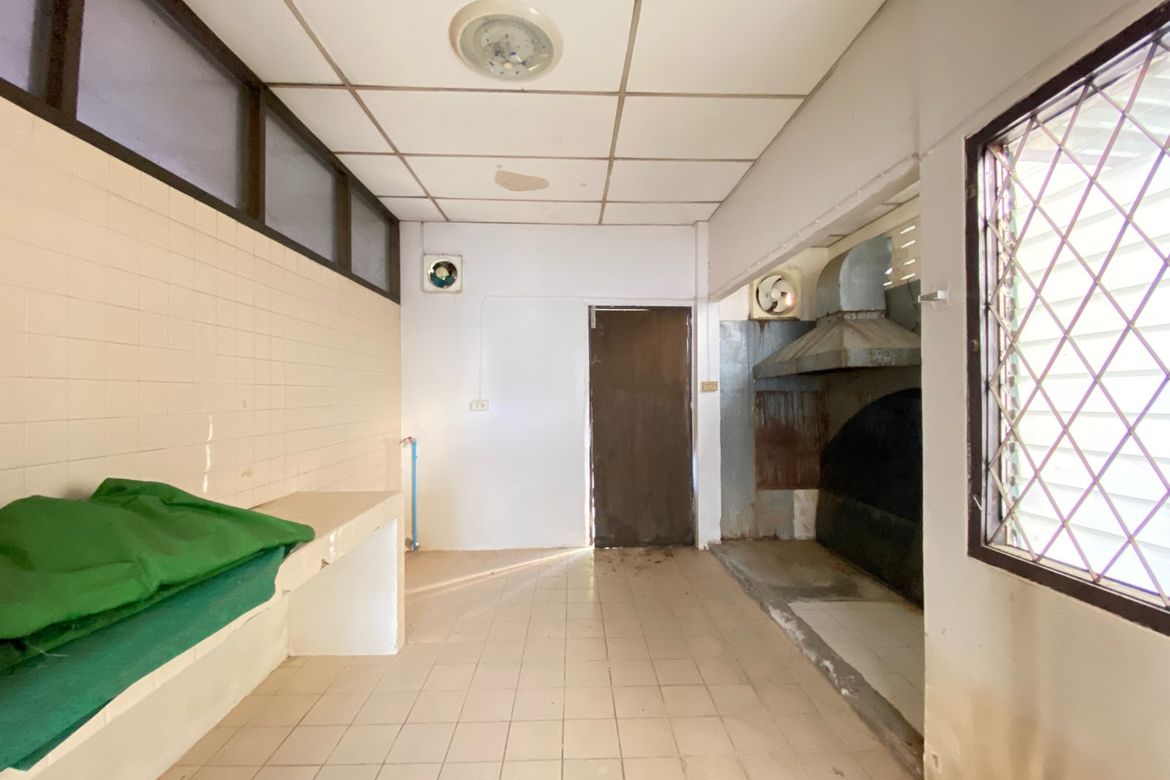 A house for rent for commercial space in Muang Chiang Mai-P-PCCR1140