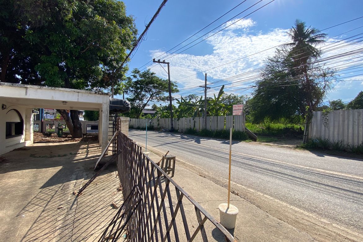 A house for rent for commercial space in Muang Chiang Mai-P-PCCR1140