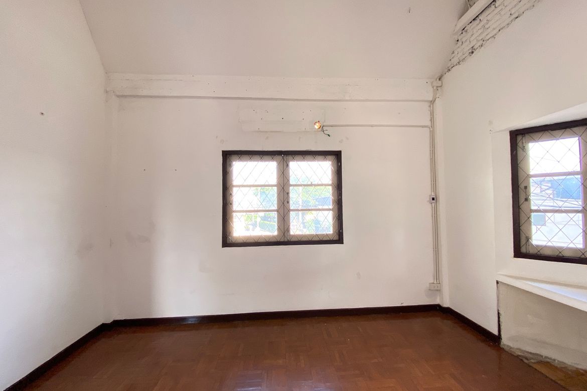 A house for rent for commercial space in Muang Chiang Mai-P-PCCR1140