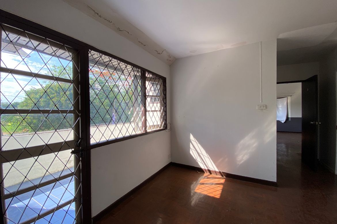A house for rent for commercial space in Muang Chiang Mai-P-PCCR1140