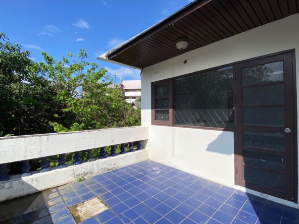 A house for rent for commercial space in Muang Chiang Mai-P-PCCR1140