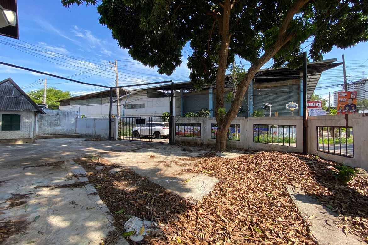 A house for rent for commercial space in Muang Chiang Mai-P-PCCR1140