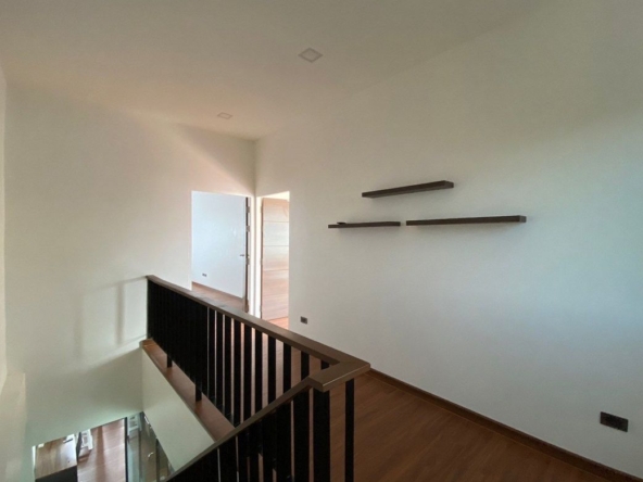 2 Bedroom Commercial for sale-CMB-CMB04512