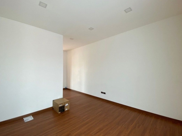 2 Bedroom Commercial for sale-CMB-CMB04512