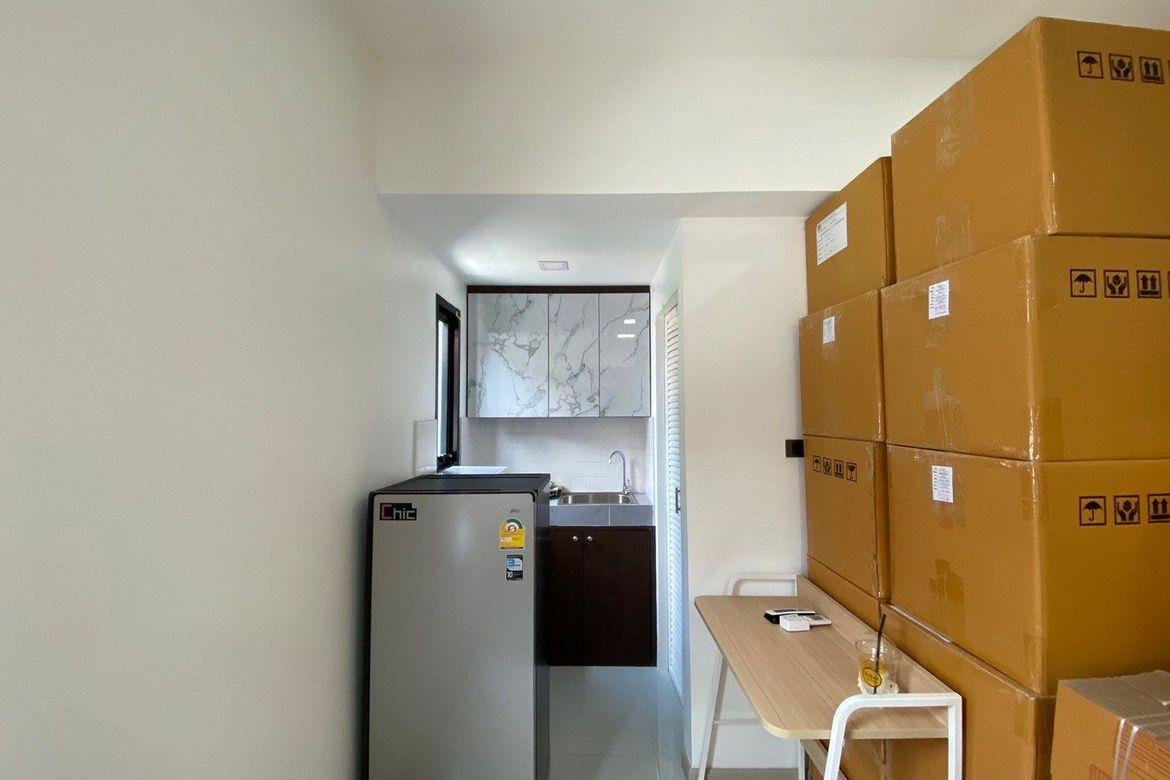 2 Bedroom Commercial for sale-CMB-CMB04512