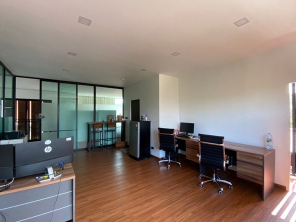 2 Bedroom Commercial for sale-CMB-CMB04512