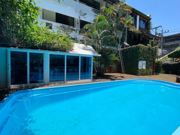 26 rooms hotel and 22 rooms mansion for sale in Muang Chiang Mai-P-PCCS1124