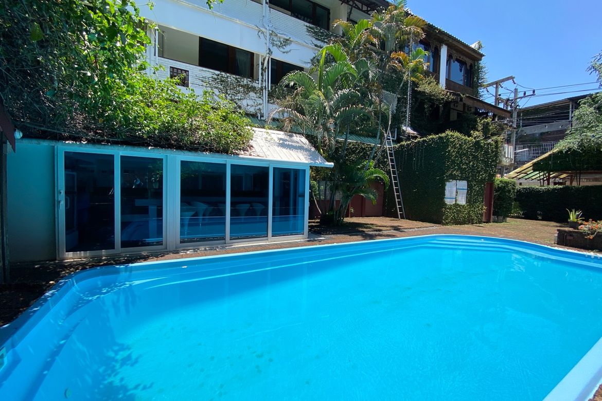 26 rooms hotel and 22 rooms mansion for sale in Muang Chiang Mai-P-PCCS1124