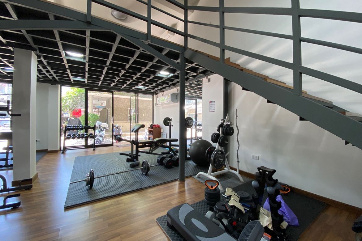 26 rooms hotel and 22 rooms mansion for sale in Muang Chiang Mai-P-PCCS1124