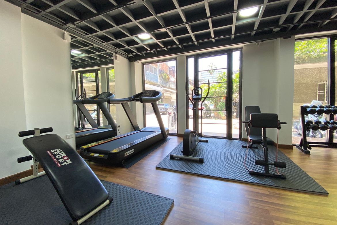26 rooms hotel and 22 rooms mansion for sale in Muang Chiang Mai-P-PCCS1124