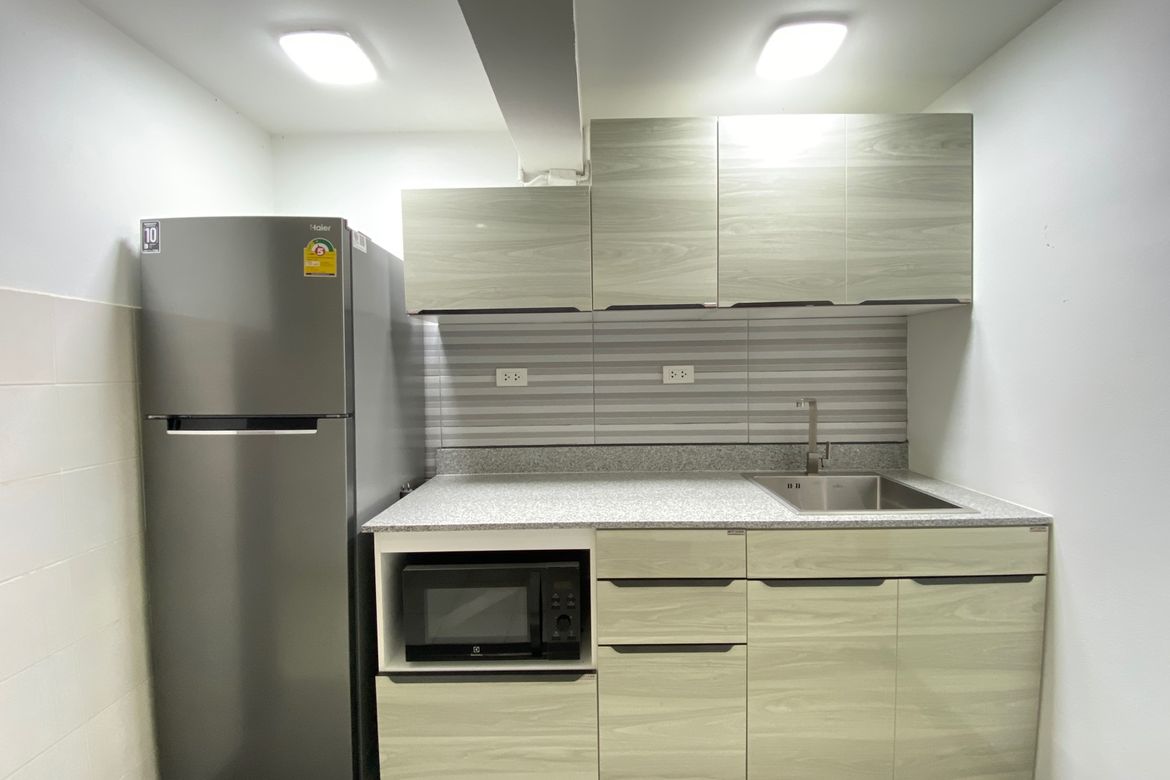 26 rooms hotel and 22 rooms mansion for sale in Muang Chiang Mai-P-PCCS1124
