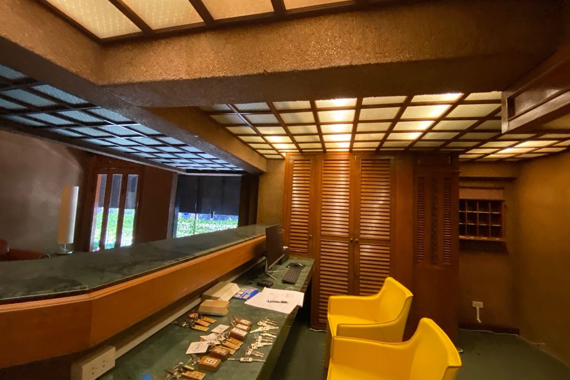 26 rooms hotel and 22 rooms mansion for sale in Muang Chiang Mai-P-PCCS1124