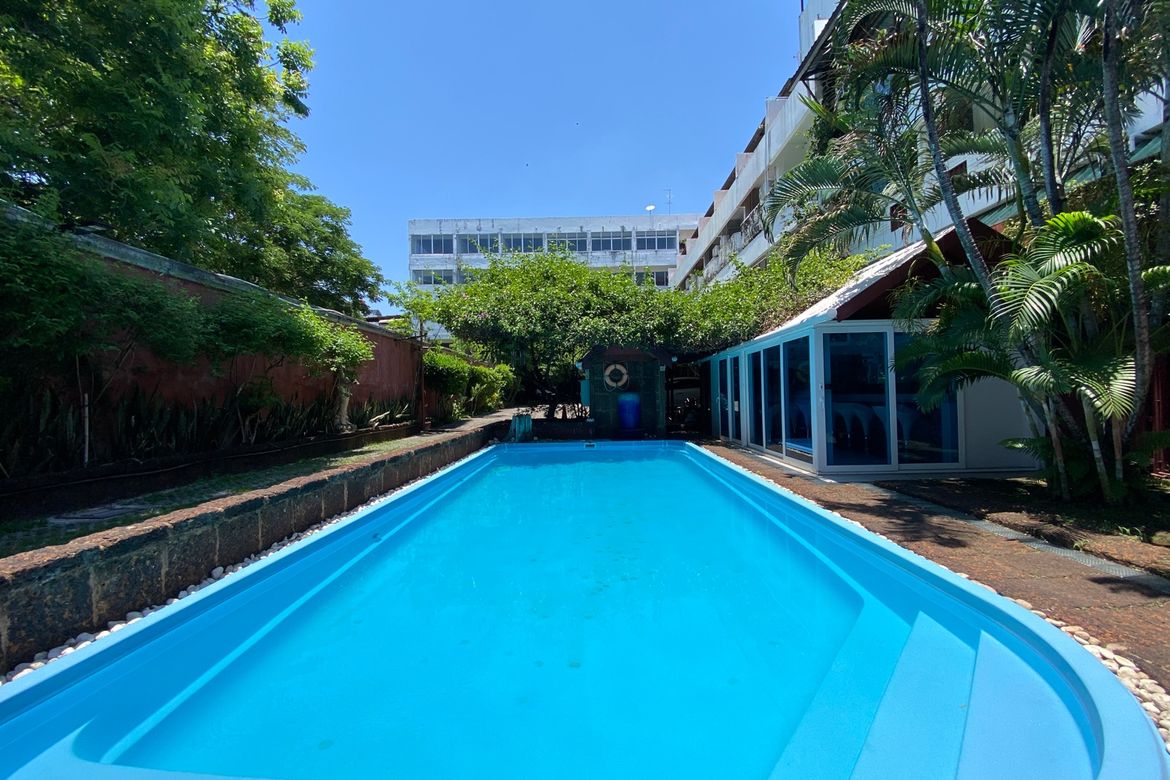 26 rooms hotel and 22 rooms mansion for sale in Muang Chiang Mai-P-PCCS1124
