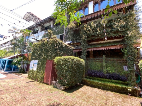 26 rooms hotel and 22 rooms mansion for sale in Muang Chiang Mai-P-PCCS1124