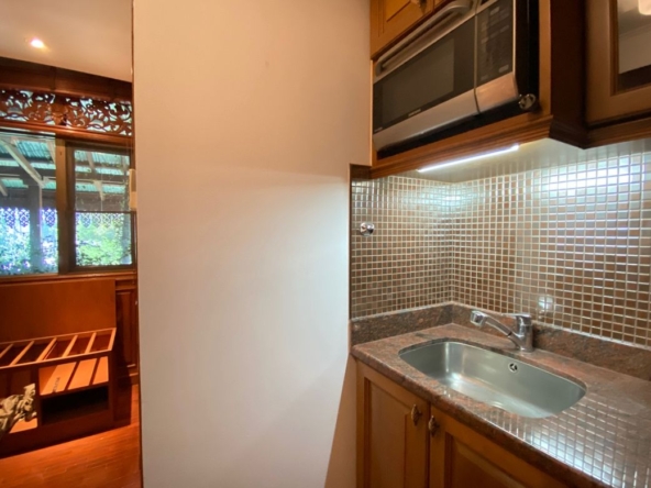 26 rooms hotel and 22 rooms mansion for sale in Muang Chiang Mai-P-PCCS1124
