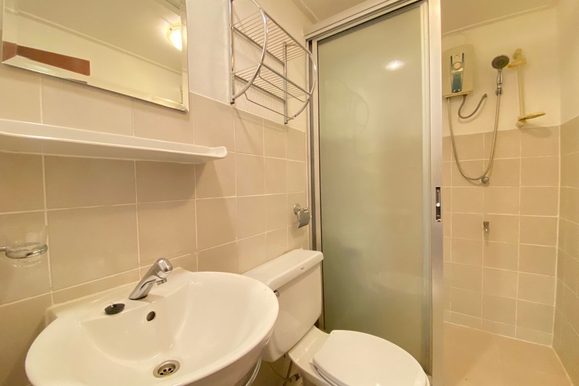 26 rooms hotel and 22 rooms mansion for sale in Muang Chiang Mai-P-PCCS1124