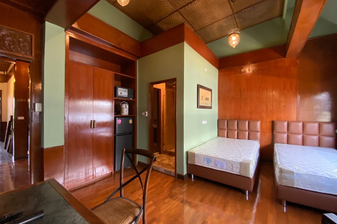 26 rooms hotel and 22 rooms mansion for sale in Muang Chiang Mai-P-PCCS1124