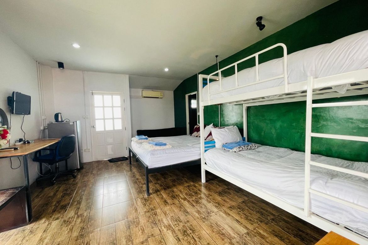 21 Bedroom Commercial for sale-CMB-CMB04694