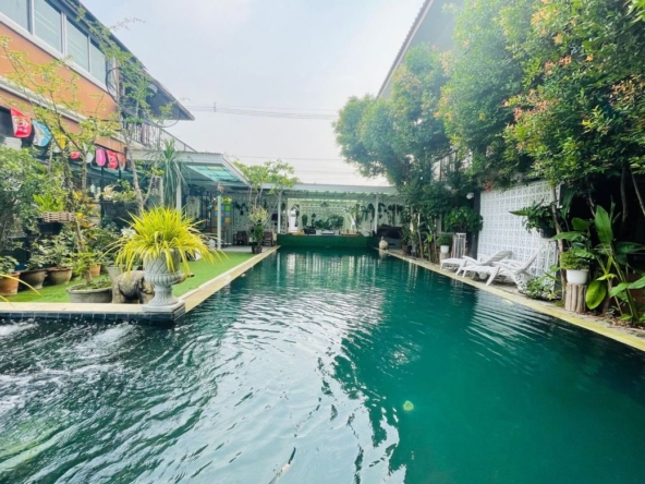 21 Bedroom Commercial for sale-CMB-CMB04694