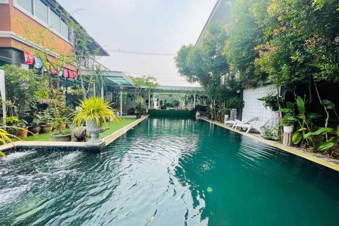 21 Bedroom Commercial for sale-CMB-CMB04694