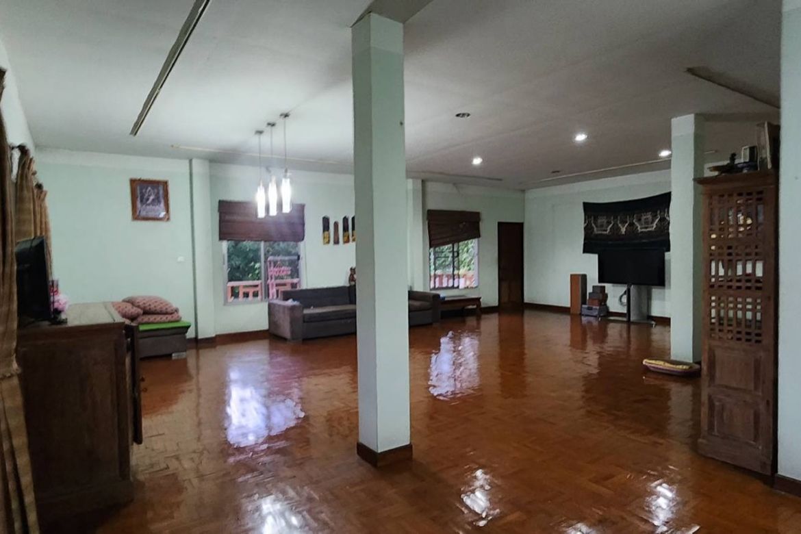 Chiang Mai-P-PCCS1133