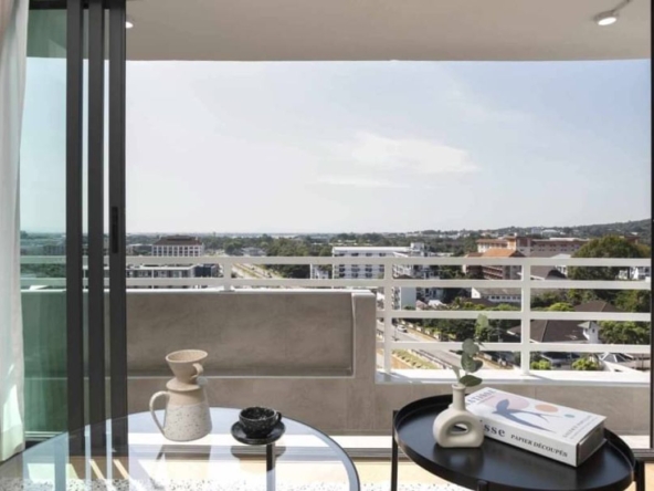 in the heart of Nimman that feels like a private home.-CMB-CMB04819