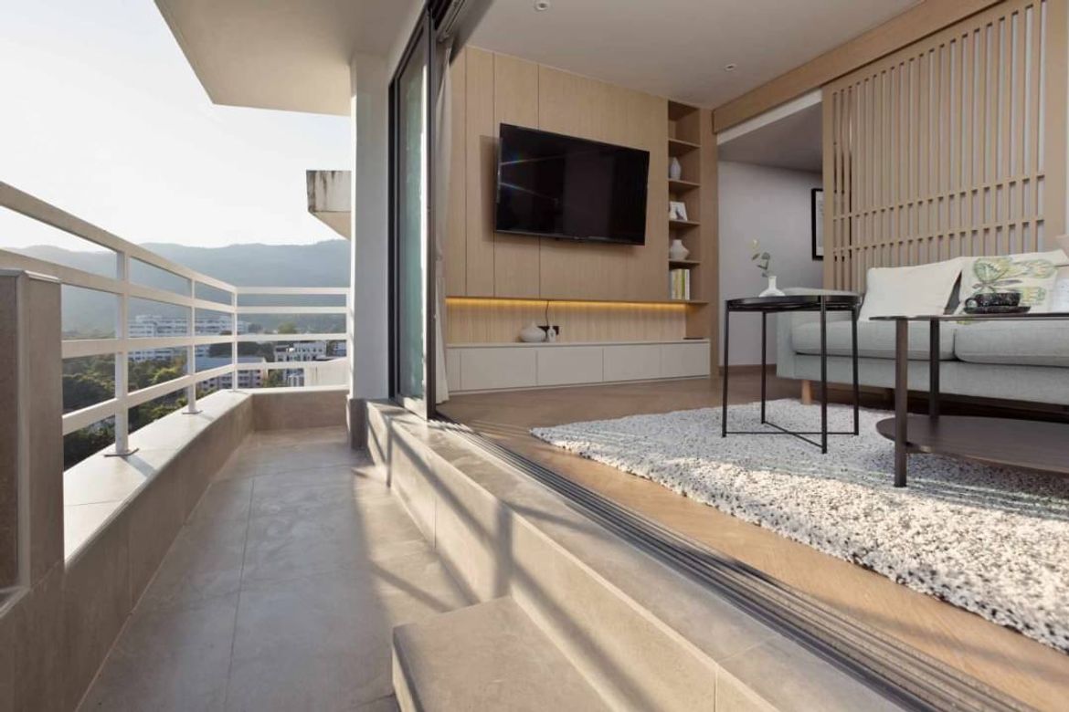 in the heart of Nimman that feels like a private home.-CMB-CMB04819