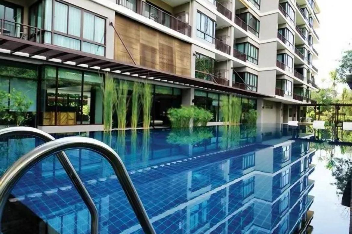Luxury Condo for Sale Mountain Front Condominium
