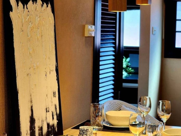 Luxury Condo for Sale Mountain Front Condominium