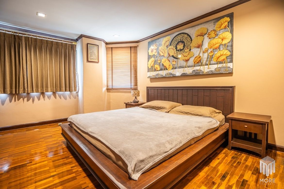 3baths 182 sq.m. 12AthFL.
