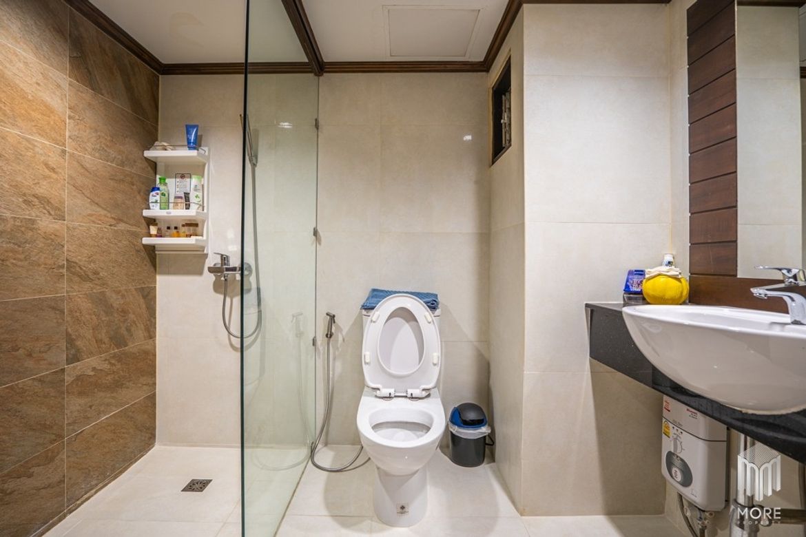 3baths 182 sq.m. 12AthFL.