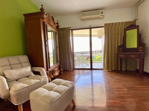 2 bed unit for sale at Hillside 4