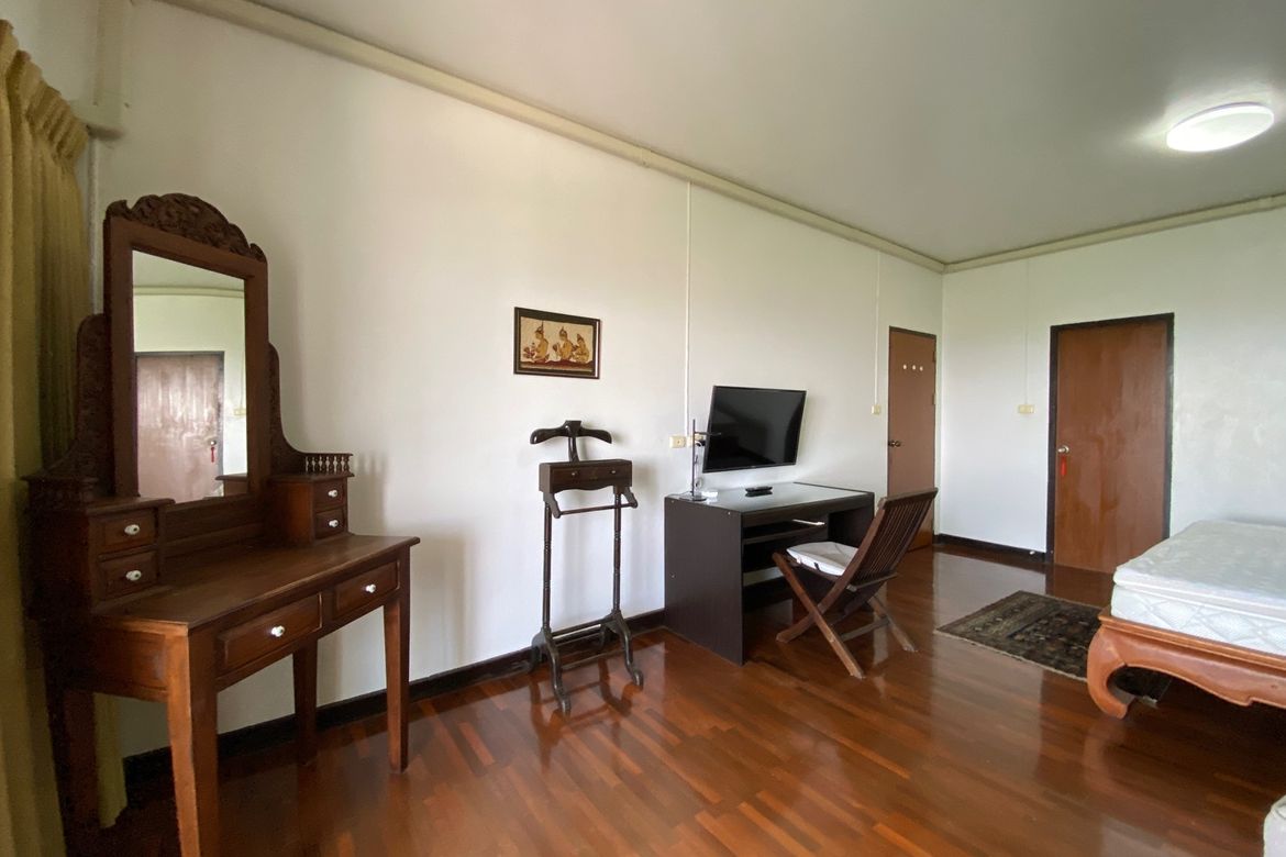 2 bed unit for sale at Hillside 4