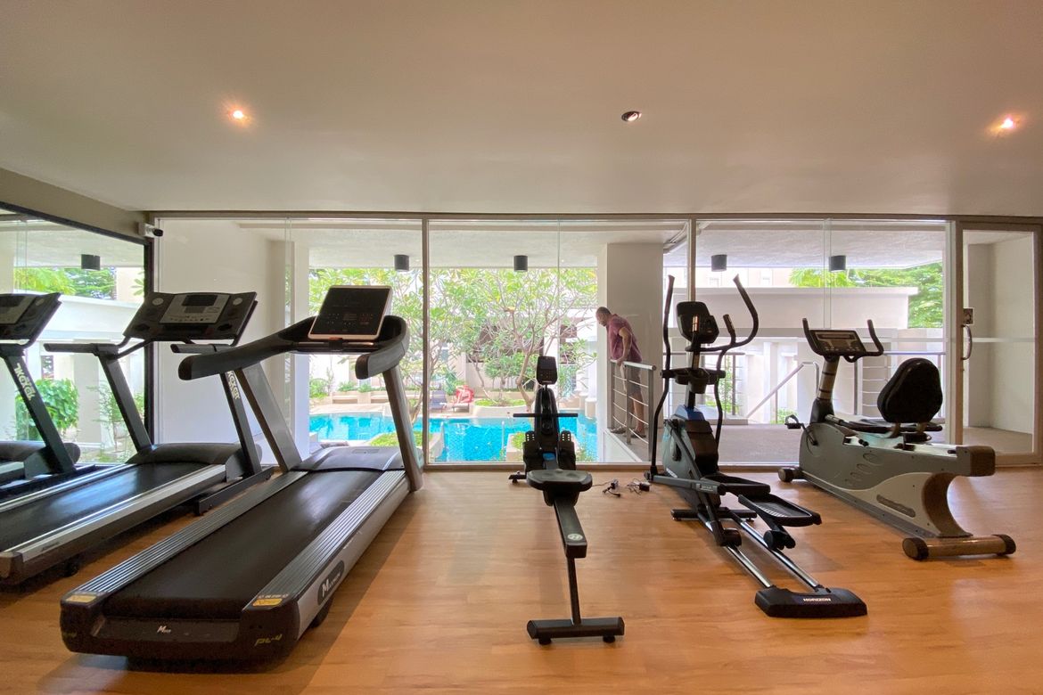 A large unit with 2 bed for sale in Chang Klan