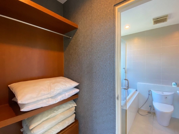 2 bed unit for sale in Chang Phuak area