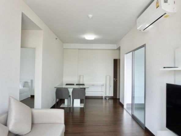 A 2 bed unit for rent or sale near Central Festival Mall