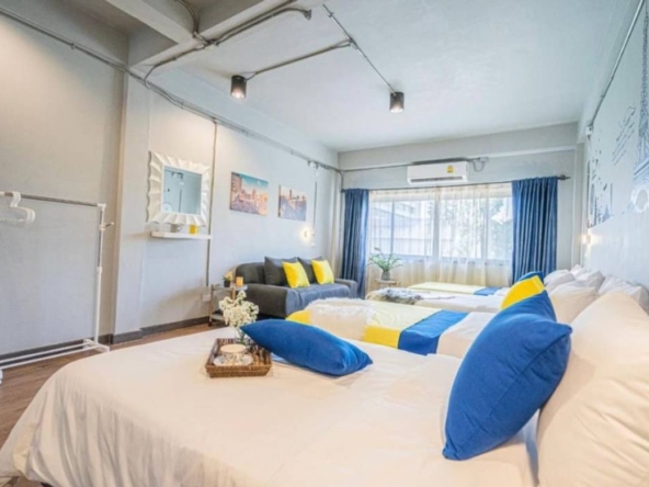 safe with key card system to enter and exit the building. The building is airy and well--CMB-CMB04820