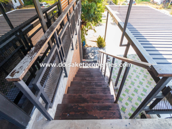 Doi Saket-DSP-(HS365-06) Beautifully-Designed 4-Bedroom Modern Home with 2-Bedroom Guest House for Sale in Luang Nuea