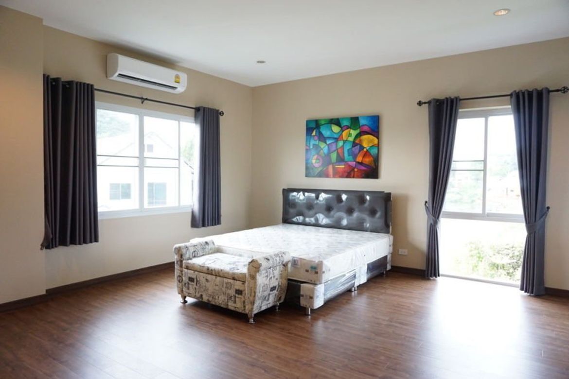 Brand new house with a private pool for rent in San Sai