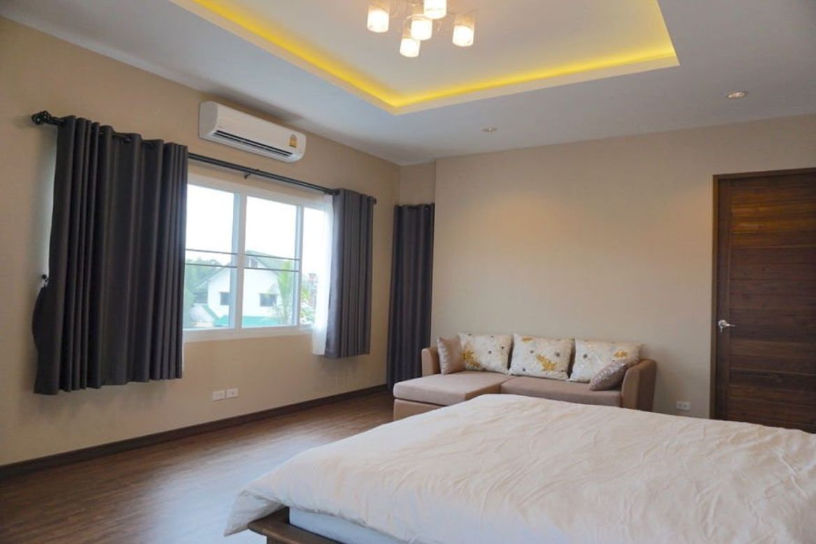 Brand new house with a private pool for rent in San Sai