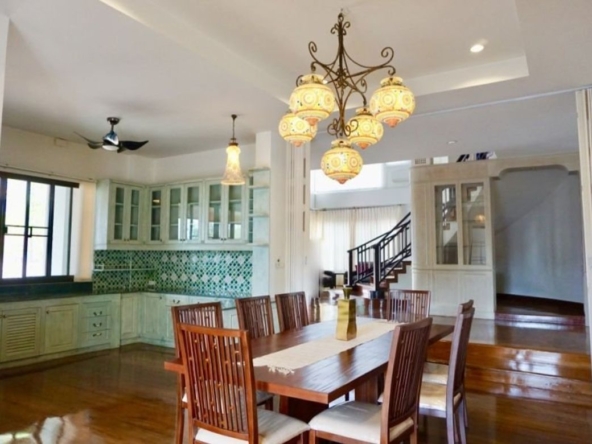 5 bed family home with private pool for rent in Hang Dong area