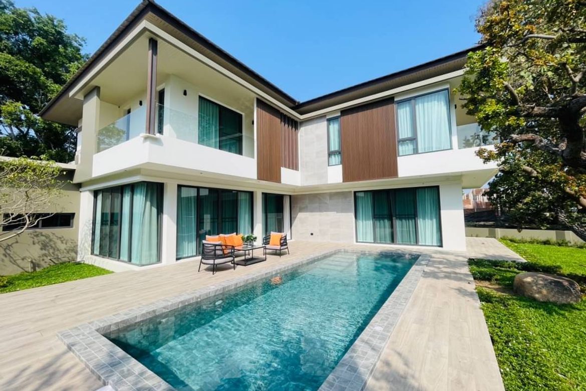 Luxury Pool Villa Model style for Sale in Green Valley project