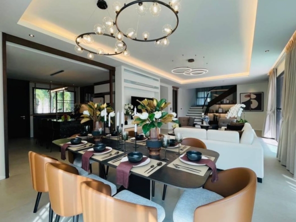 Luxury Pool Villa Model style for Sale in Green Valley project
