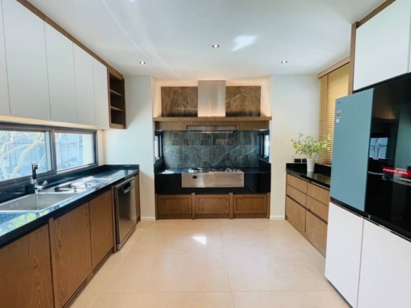 Luxury Pool Villa Model style for Sale in Green Valley project